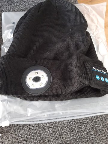 GORRO BLUETOOTH RECARGABLE CON LUCES - RESPONDE LLAMADAS