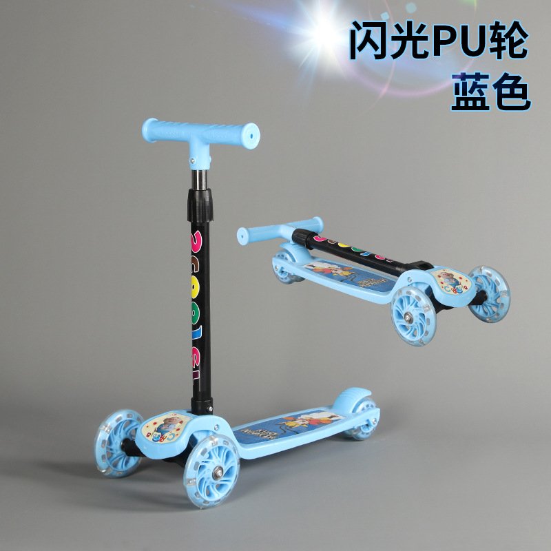 SCOOTER CON LUCES