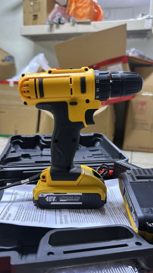 TALADRO DOBLE BATERIA